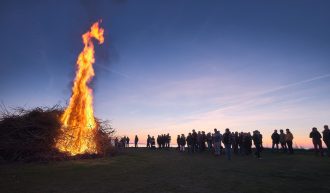 Abbrennen von Osterfeuer