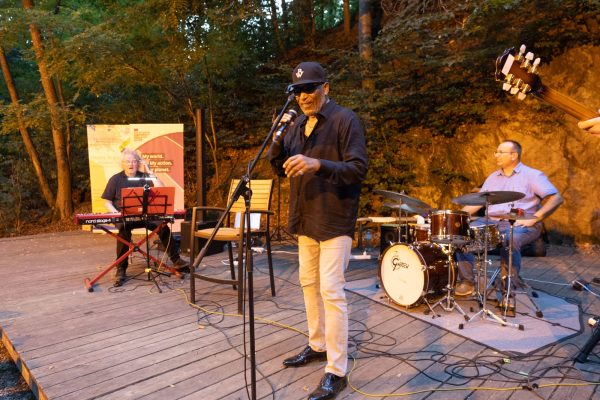 24-08-13 Ron Williams und Modeschau (3) 24-08-13 Ron Williams und Modeschau (3)