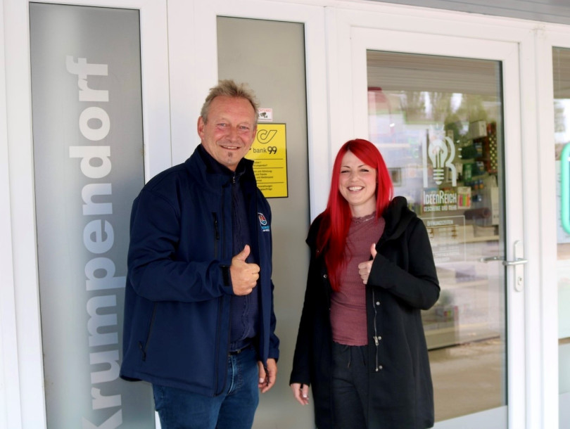 Bürgermeister Gernot Bürger wünscht Stefanie Lebitschnig alles Gute Bürgermeister Gernot Bürger wünscht Stefanie Lebitschnig alles Gute