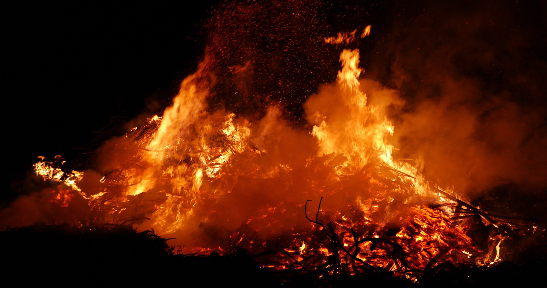 letiha-fire-1241309.jpg letiha-fire-1241309.jpg